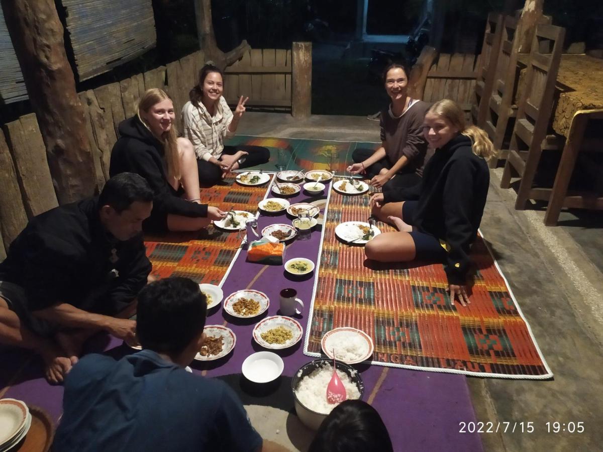 Green Haven Homestay เตเตบาตู ภายนอก รูปภาพ