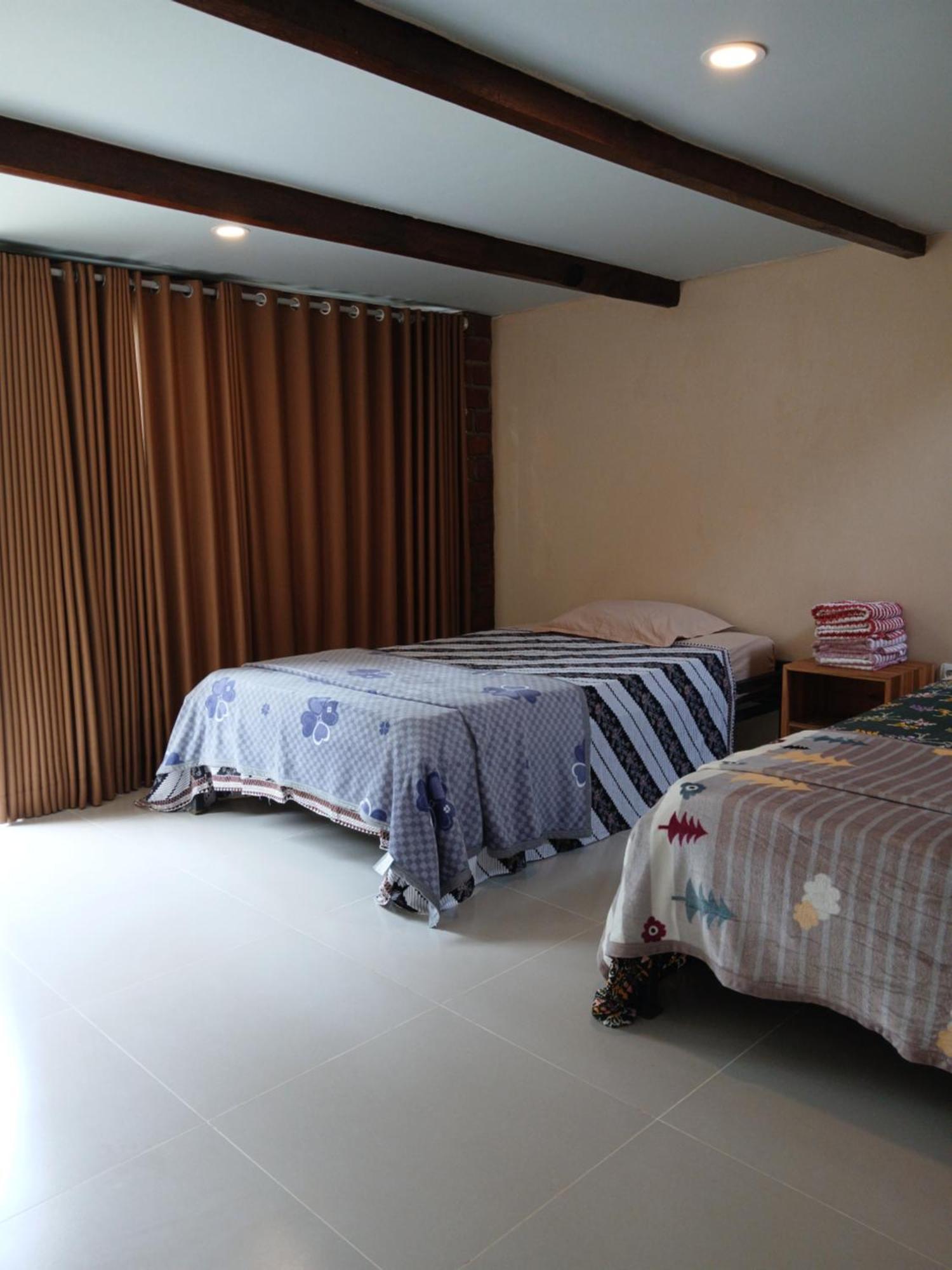 Green Haven Homestay เตเตบาตู ภายนอก รูปภาพ